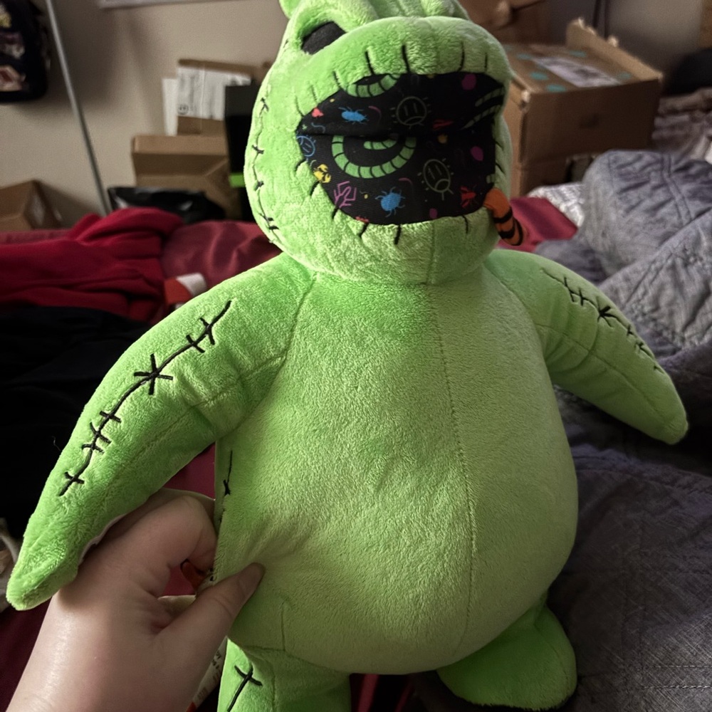 Oggie boggie nightmare before Christmas build a bear